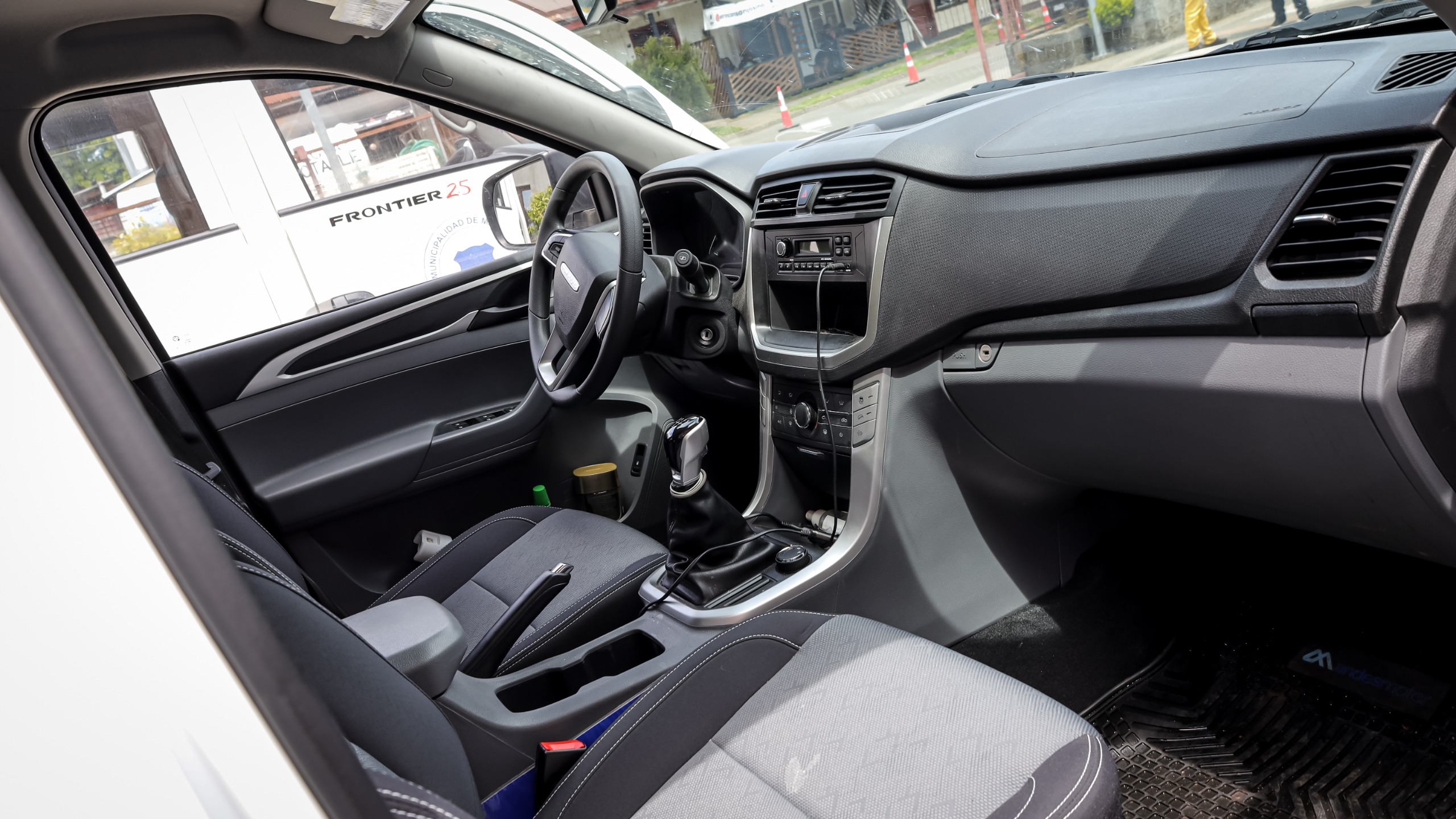 WhatsApp Image 2025-11-05 at 13.56.01 (1)