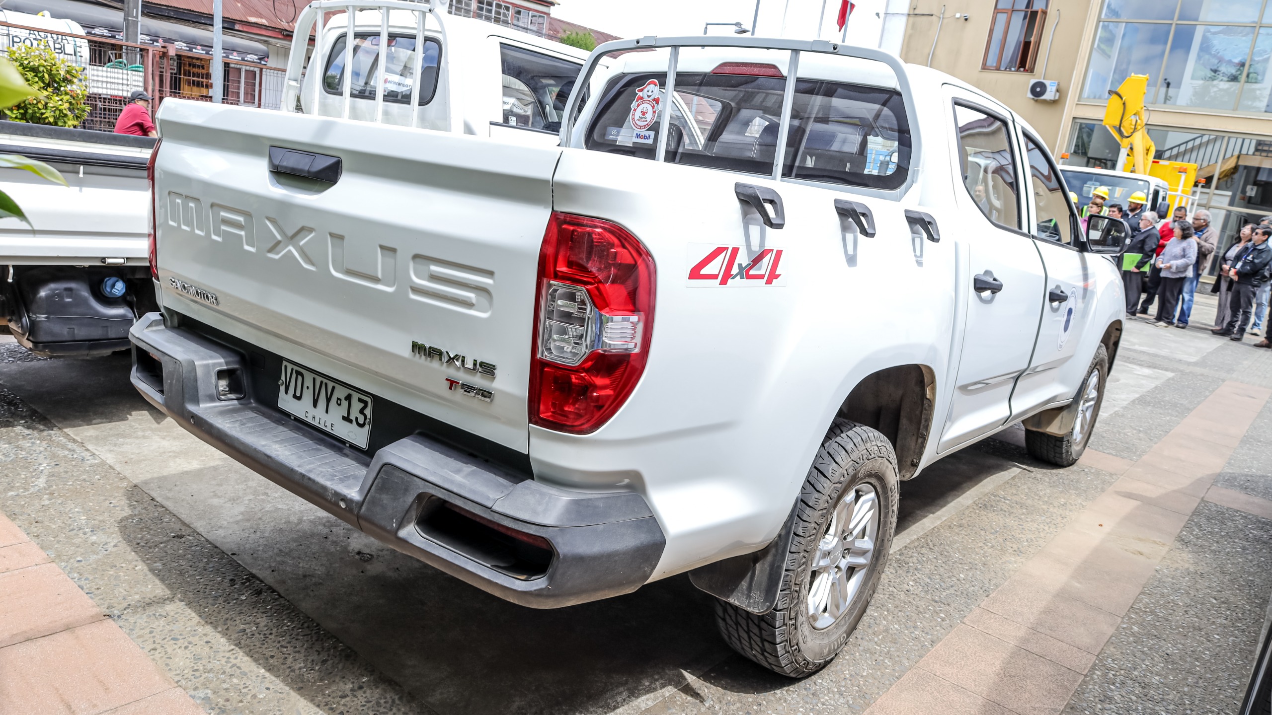 WhatsApp Image 2025-11-05 at 13.56.01 (2)